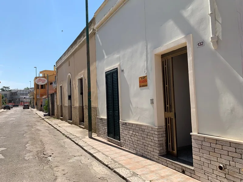 VENDITA ABITAZIONE AL PIANO TERRA